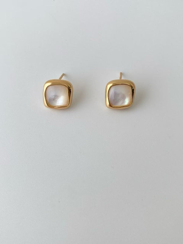 SUGAR CUBE STUDS